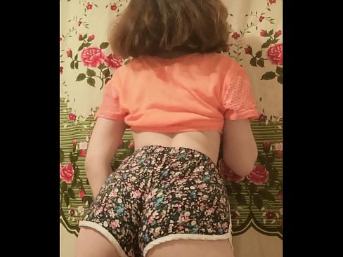 ❤️ Sexy jonge babe dy't har koarte broek op 'e kamera útstrielet ❤❌ Pornofideo op fy.xxxshake.ru