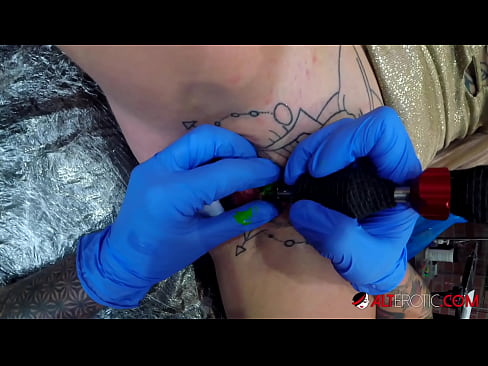 ❤️ Ekstreem tattooed hottie Sully Savage krige in tattoo op har klitoris ❤❌ Pornofideo op fy.xxxshake.ru